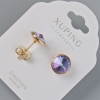 أقراط مسمارية Xuping بكريستالات Swarovski لون بنفسجي وأزرق سماوي حرباء، قطر 10مm، طلاء ذهبي 18K