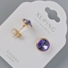 أقراط مسمارية Xuping بكريستالات Swarovski لون بنفسجي، قطر 10مm، طلاء ذهبي 18K