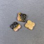 خرزة إدراج تورمالين بشكل برسيم 11×11mm+- بثقب (السعر للقطعة)