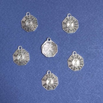 إكسسوار تعليقة كتاب التغييرات يين يانغ 16x19mm تعبئة 20g + -12 قطعة