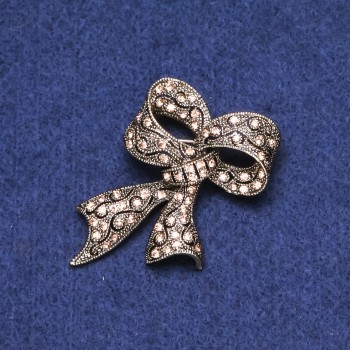 بروش الفيونكة بحجر الستراس معدن ذهبي 35×53mm