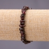 سوار من حجر العقيق الأحمر (غارنت) الطبيعي شظايا، قطر 7(+-)mm على مطاط، طول 18cm