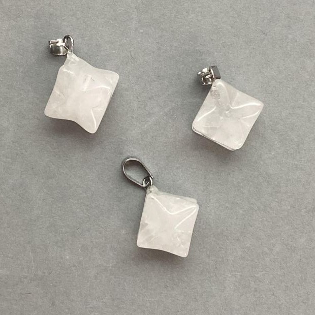 قلادة ميركابا كريستال صخري 10x10mm